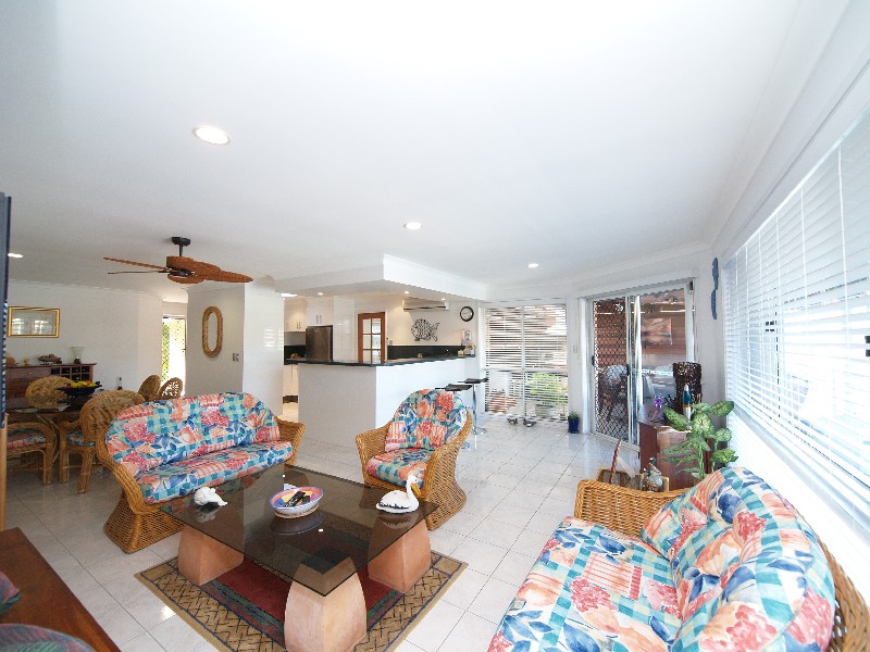 20 Blue Waters Cres, Tweed Heads NSW 2485
