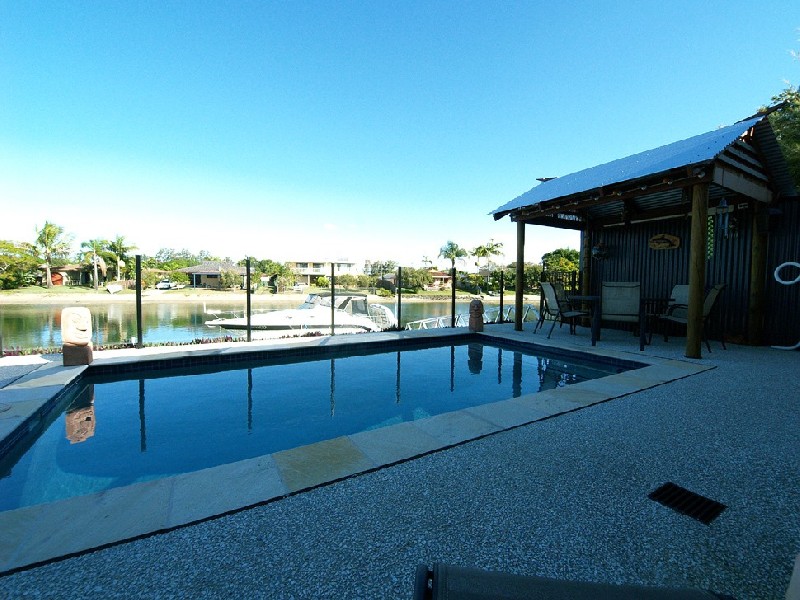 20 Blue Waters Cres, Tweed Heads NSW 2485