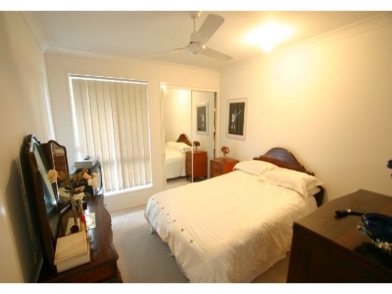 19/1 Kentia Cres, Banora Point NSW 2486