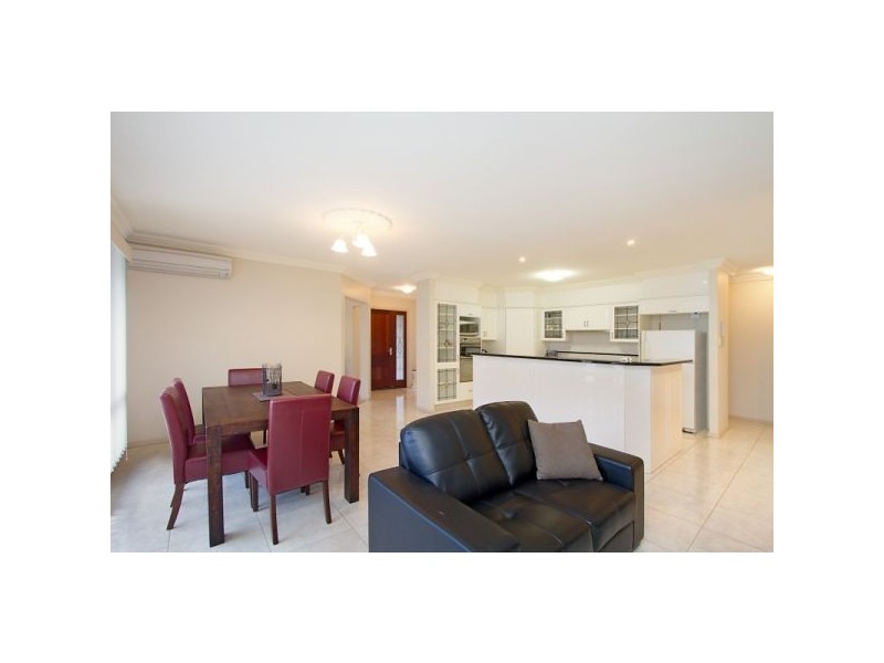 26 comenara cresent, Banora Point NSW 2486