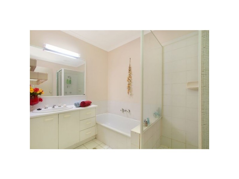 342/20 Binya Avenue, ‘Kirra Shores’, Kirra QLD 4225