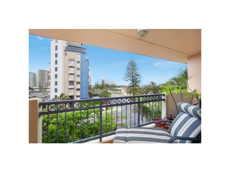 39/5 Hill Street, Rainbow Bay QLD 4225