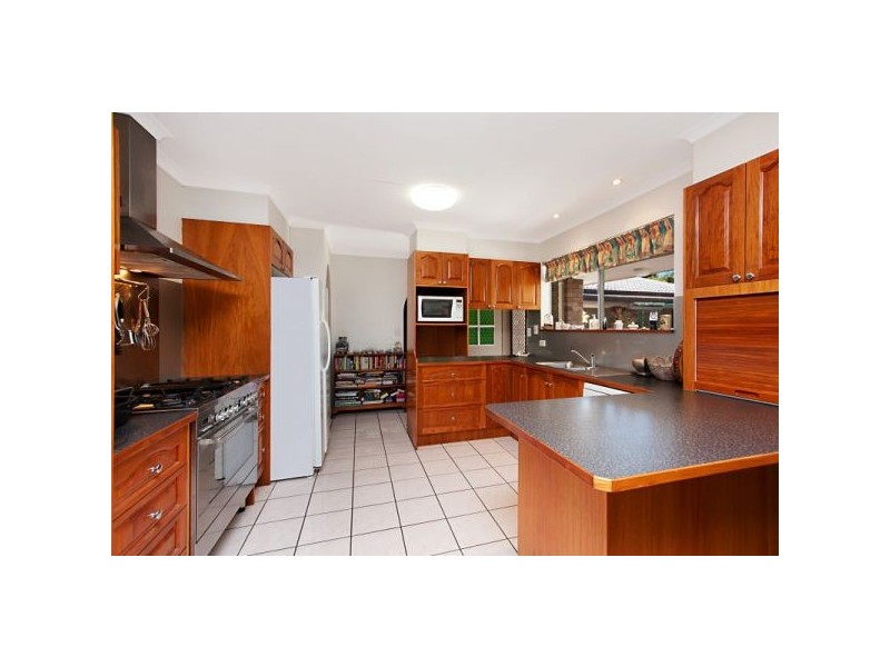 3 Jacaranda Ave, Tweed Heads West NSW 2485