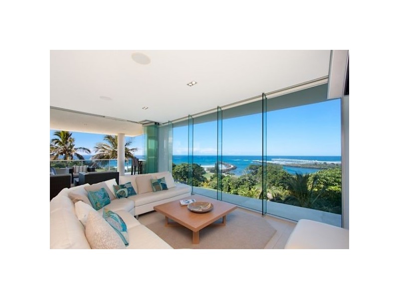 3/13 Eden Street, Rainbow Bay QLD 4225