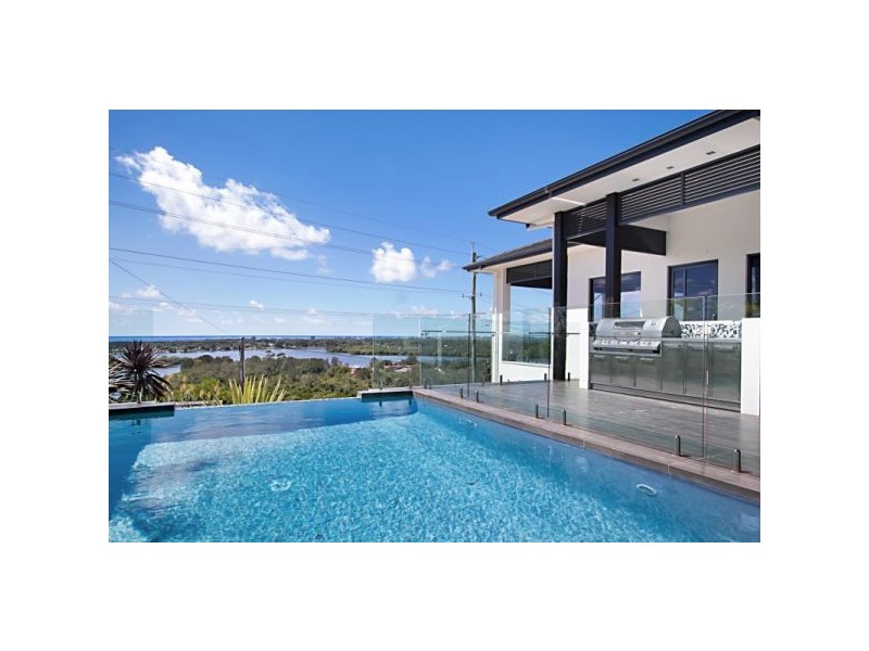 21 Old Ferry Road, Banora Point NSW 2486