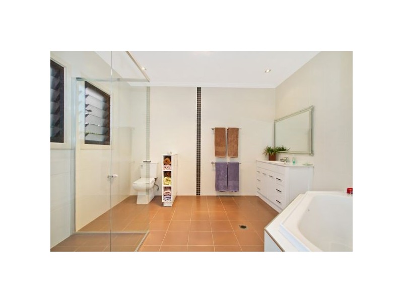 41 Sunnycrest Drive, Terranora NSW 2486