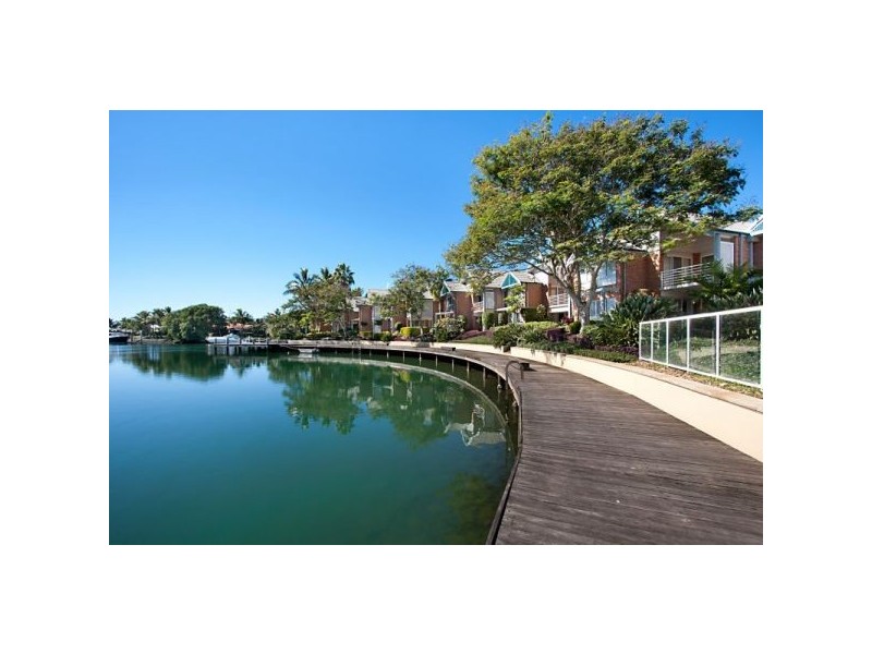 2/167 Mariners Dv, Tweed Heads NSW 2485