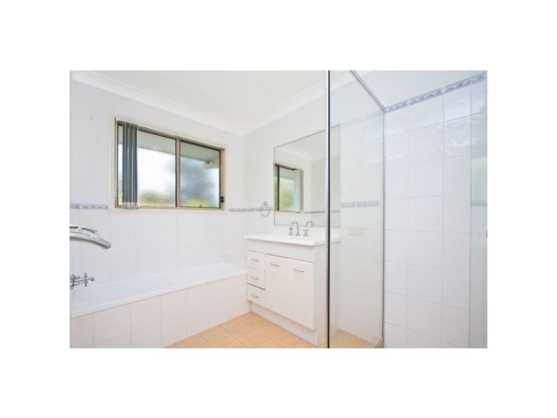 4 Barton Road, Terranora NSW 2486