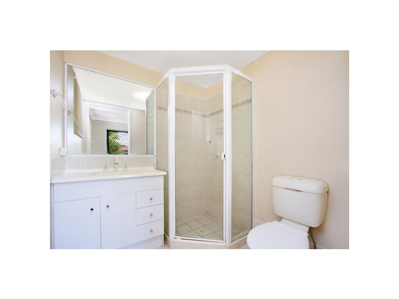 8/56 Coolangatta Road, Kirra QLD 4225