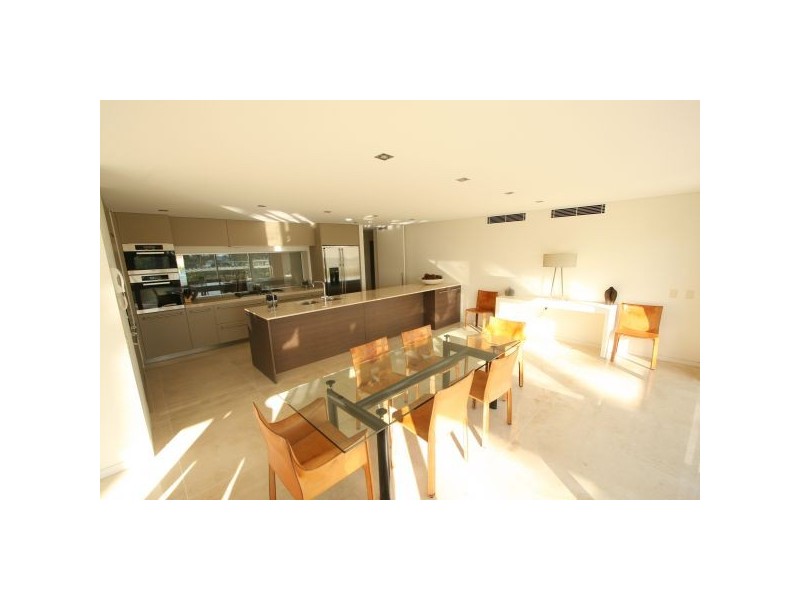 1/ 60 Musgrave Street, Coolangatta QLD 4225