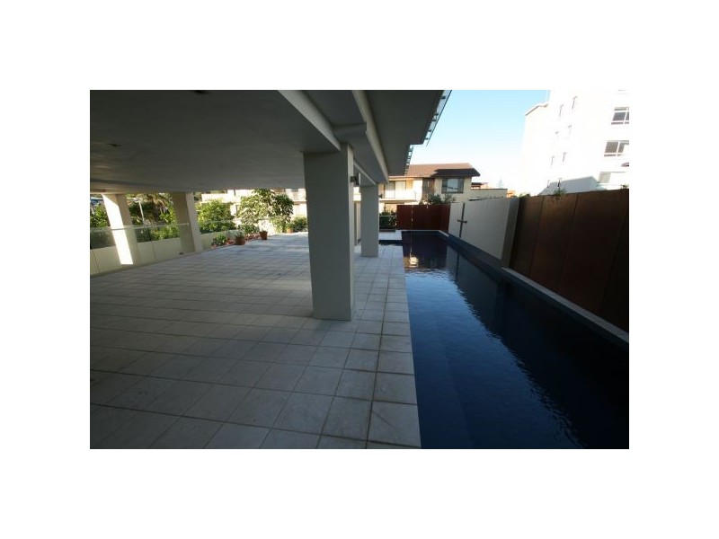 1/ 60 Musgrave Street, Coolangatta QLD 4225