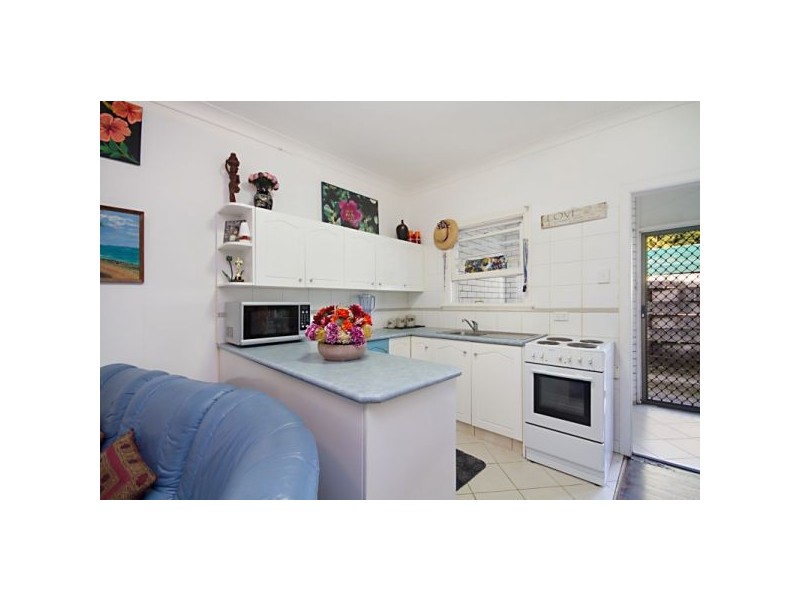 4/76 Dutton Street, Coolangatta QLD 4225