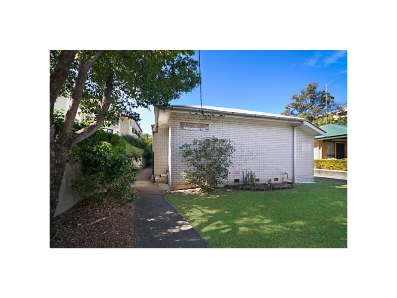 4/76 Dutton Street, Coolangatta QLD 4225