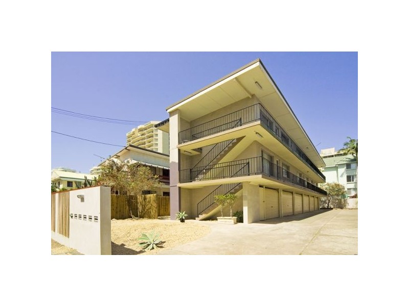 1/26 Eden Avenue, Coolangatta QLD 4225