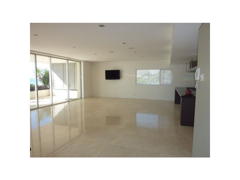 Coolangatta QLD 4225