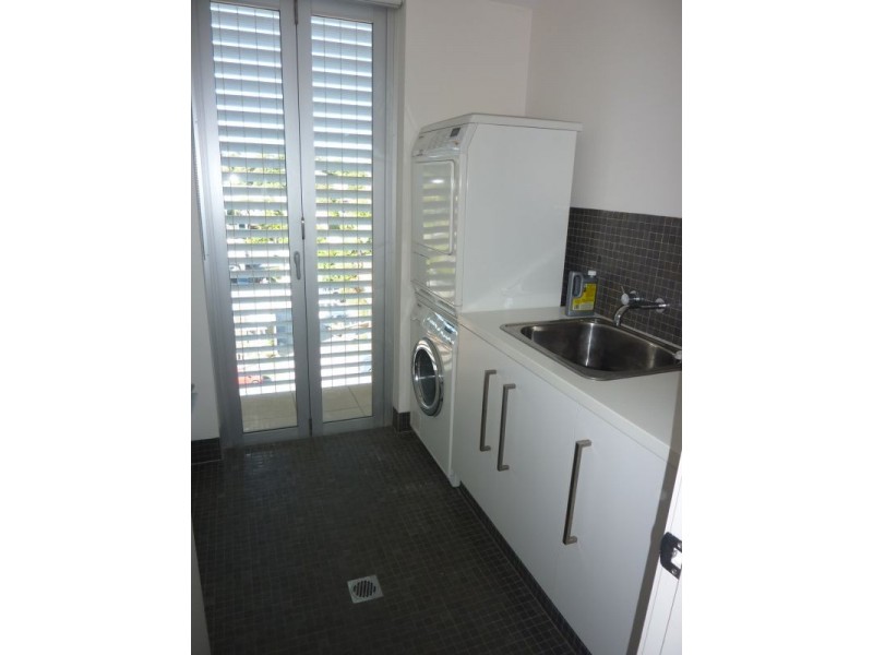 Coolangatta QLD 4225