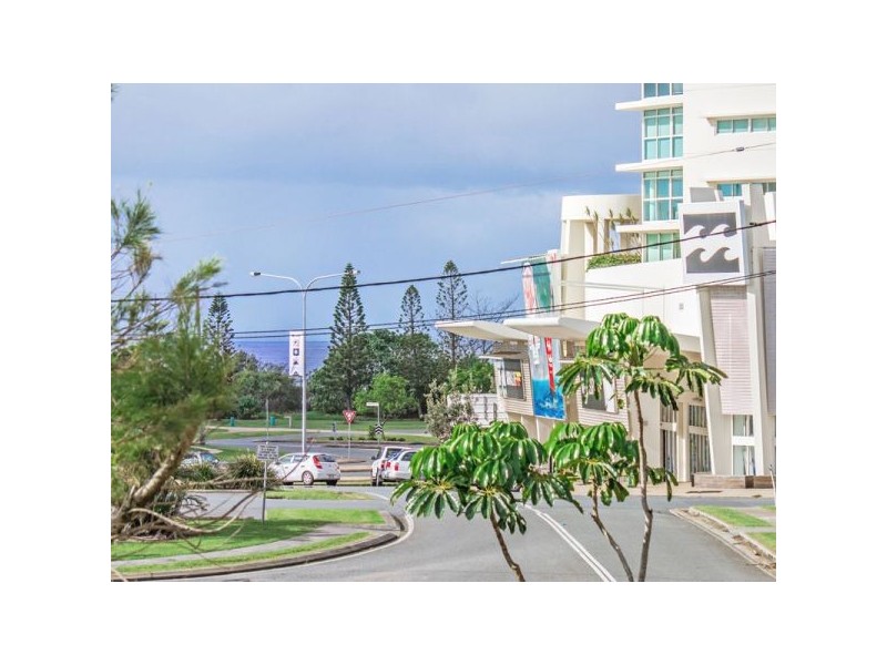 6/76 Coolangatta Road, Kirra QLD 4225