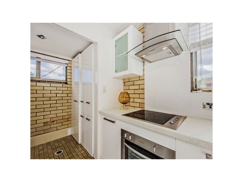 6/76 Coolangatta Road, Kirra QLD 4225