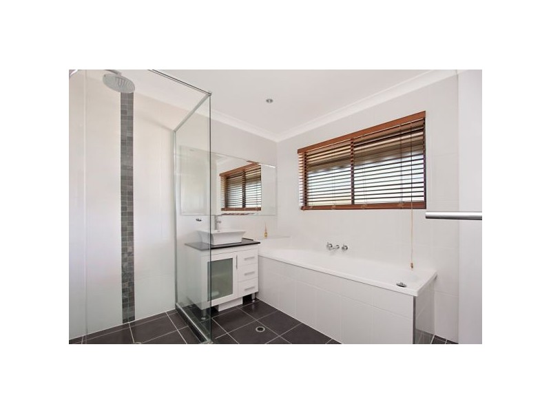 3/8 Bolton Street, Kirra QLD 4225