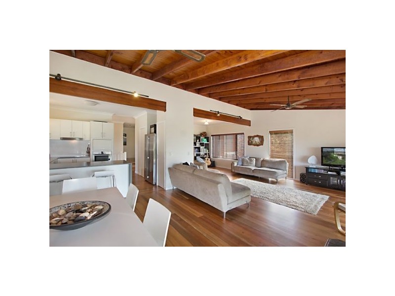 51 Laura Street, Banora Point NSW 2486