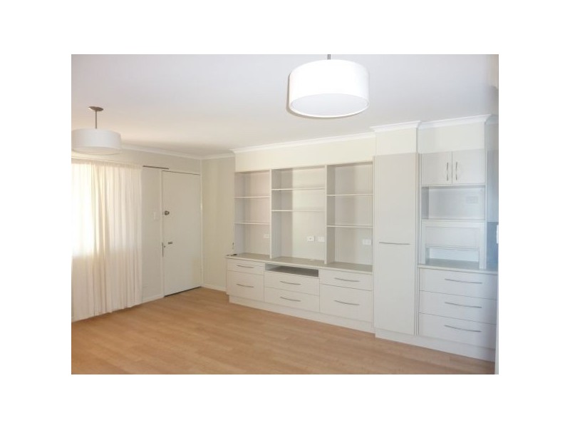 8/10 Marine Pde,, Kirra QLD 4225