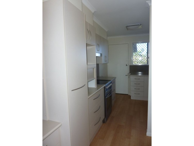 8/10 Marine Pde,, Kirra QLD 4225