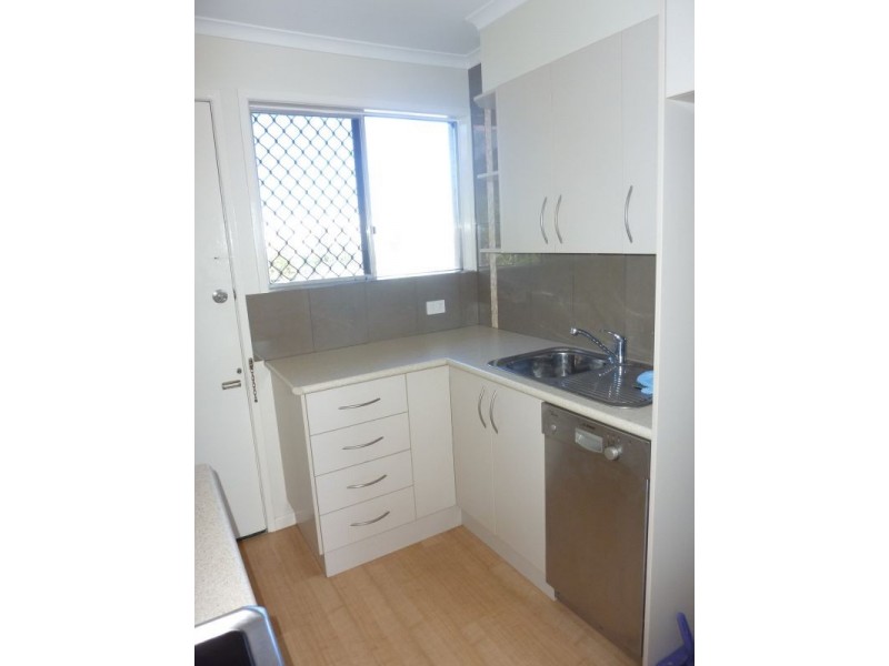 8/10 Marine Pde,, Kirra QLD 4225