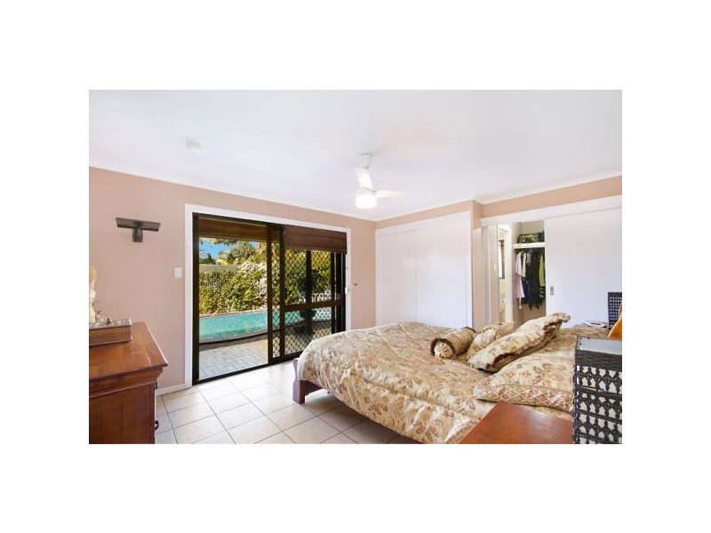 12 Foothill Street, Elanora QLD 4221