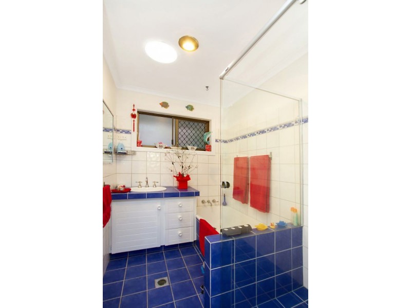 12 Foothill Street, Elanora QLD 4221