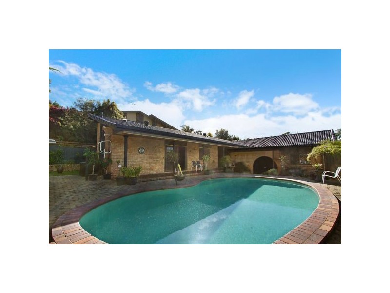 12 Foothill Street, Elanora QLD 4221