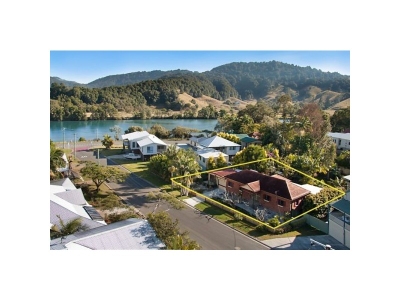 13 Gray Street, Tumbulgum NSW 2490