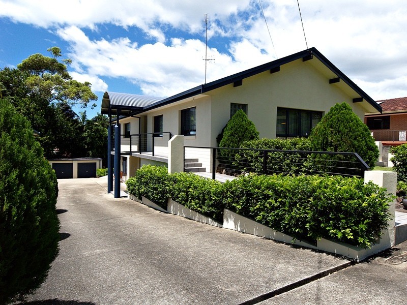 88 Garrick Street, Coolangatta QLD 4225