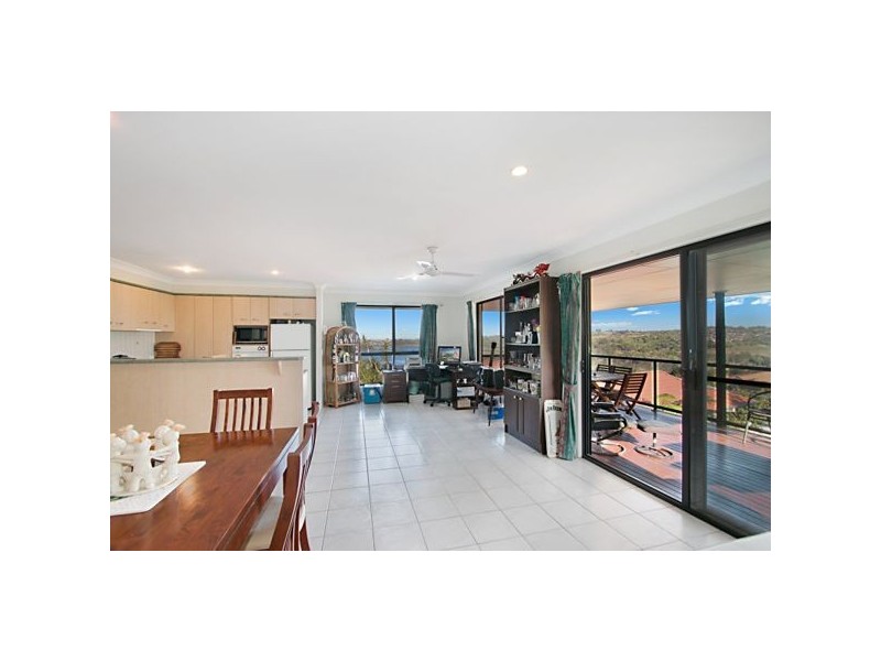 16 Aspen Place, Bilambil Heights NSW 2486