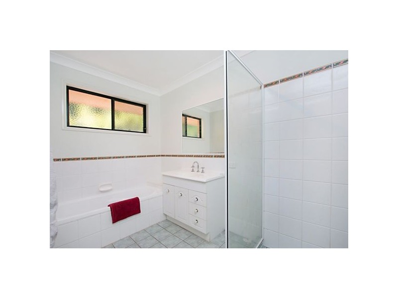 16 Aspen Place, Bilambil Heights NSW 2486