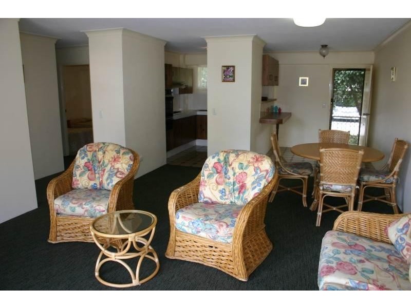 5/7 Eden Ave, Rainbow Bay QLD 4225