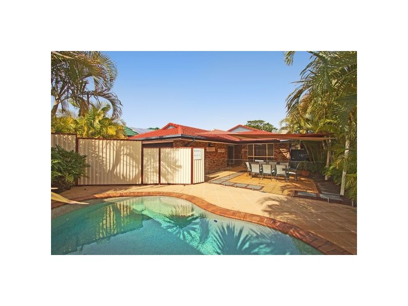 8 Deakin Drive, Terranora NSW 2486