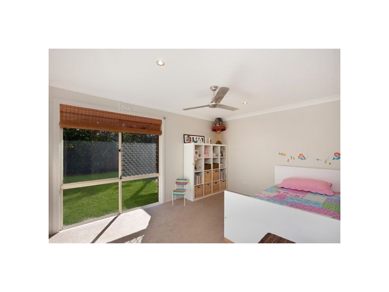 10 Oriole Court, Burleigh Waters QLD 4220