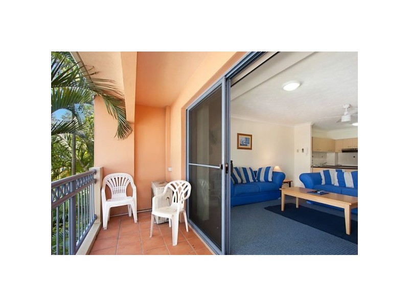 18/5 Hill Street, Rainbow Bay QLD 4225