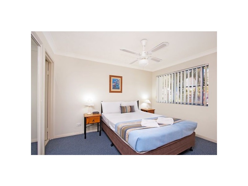 18/5 Hill Street, Rainbow Bay QLD 4225