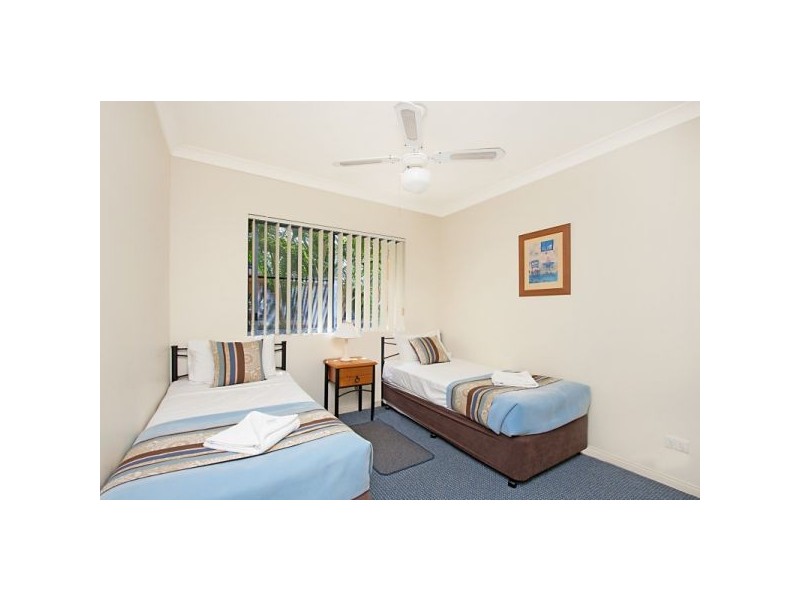 18/5 Hill Street, Rainbow Bay QLD 4225