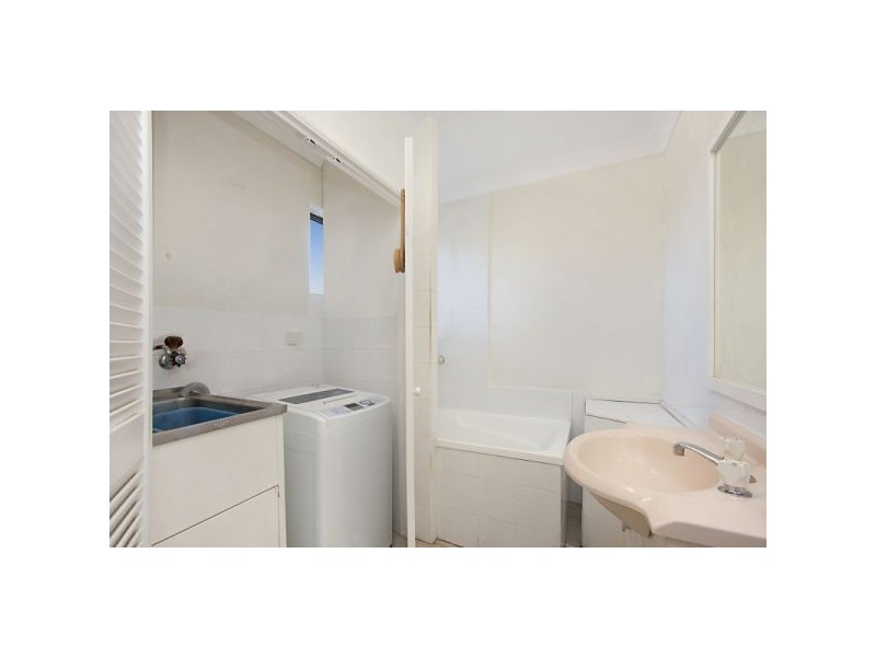 10/44 Coolangatta Road,, Kirra QLD 4225