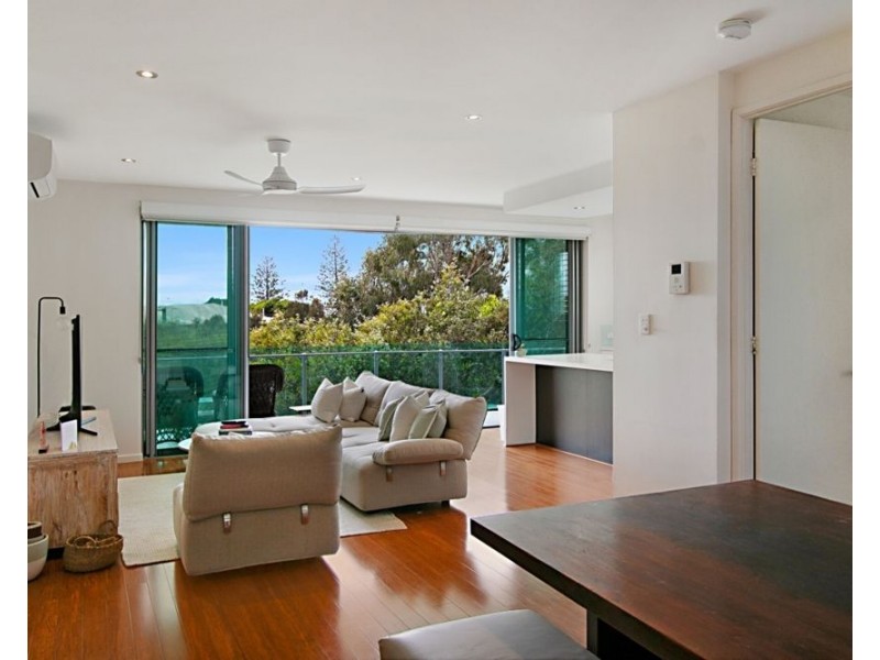 10/9 South Street, Kirra QLD 4225