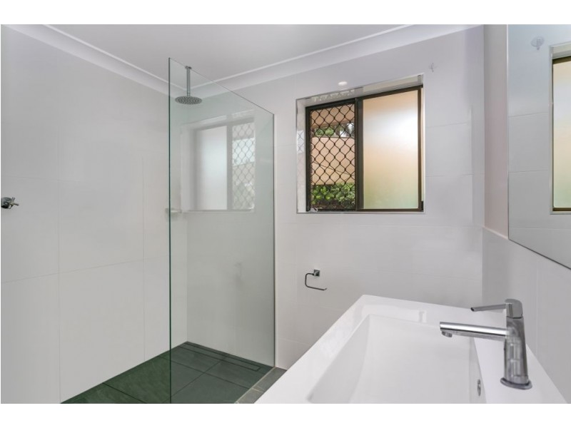 3 Burrawong Court, Banora Point NSW 2486