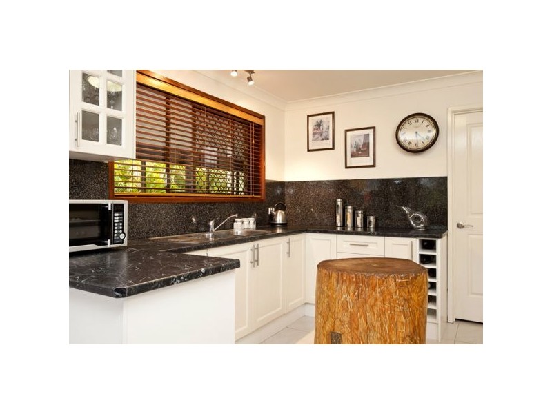 2/11 Echuca Cres, Banora Point NSW 2486