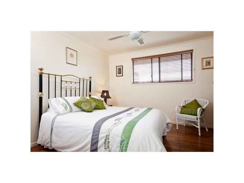 2/11 Echuca Cres, Banora Point NSW 2486