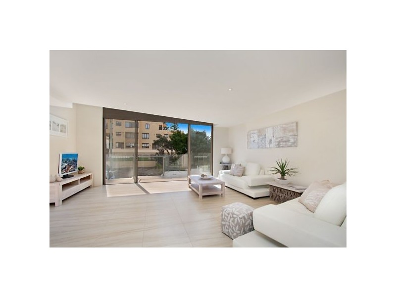 1/16-18 Eden Avenue, Rainbow Bay QLD 4225