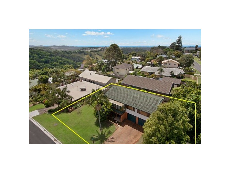 18 Terranora Parade, Bilambil Heights NSW 2486