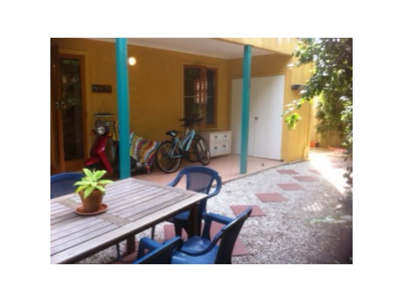 1/3 Winston Street,, Kirra QLD 4225