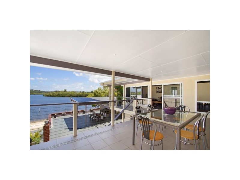 222 Kennedy Drive, Tweed Heads West NSW 2485