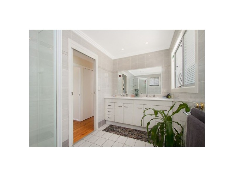 222 Kennedy Drive, Tweed Heads West NSW 2485